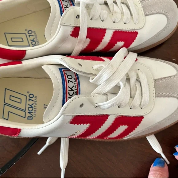 Back 70 Women's Red and White Sneakers - Picture 2 of 5